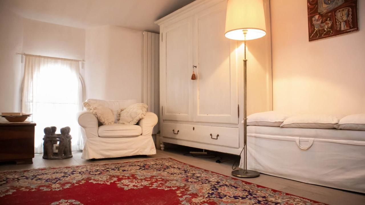 La Finestra Apartment Болоня Екстериор снимка