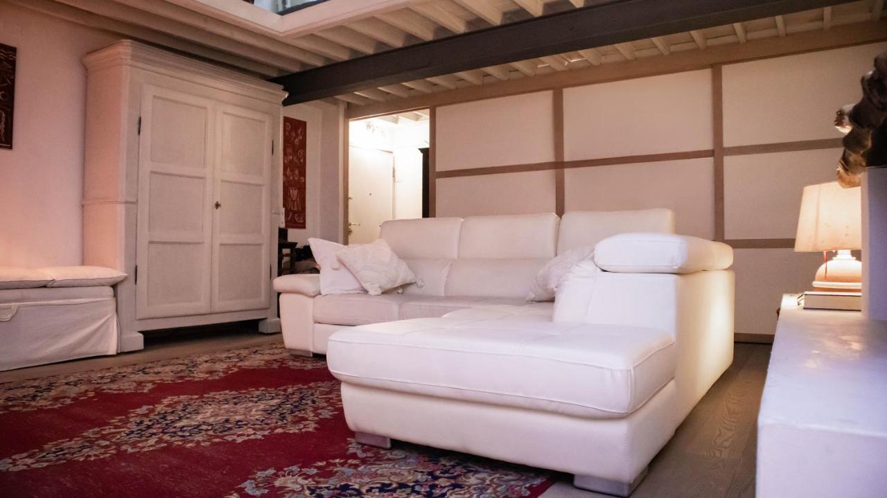 La Finestra Apartment Болоня Екстериор снимка