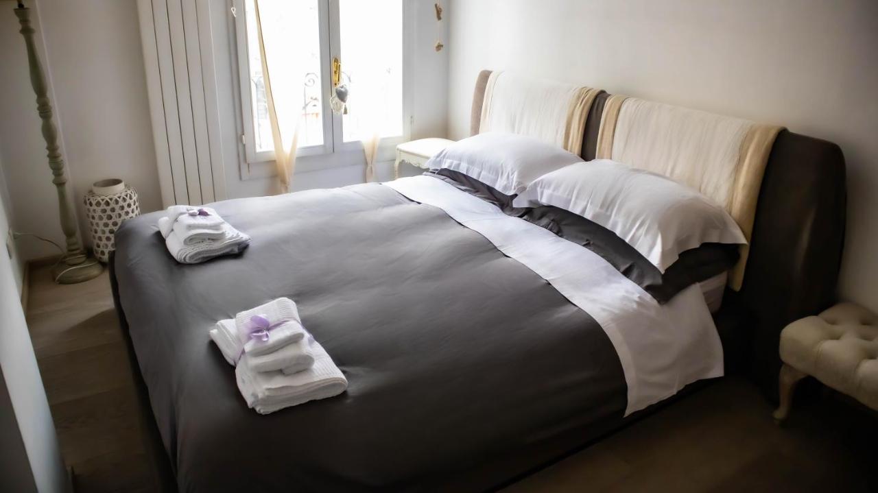 La Finestra Apartment Болоня Екстериор снимка